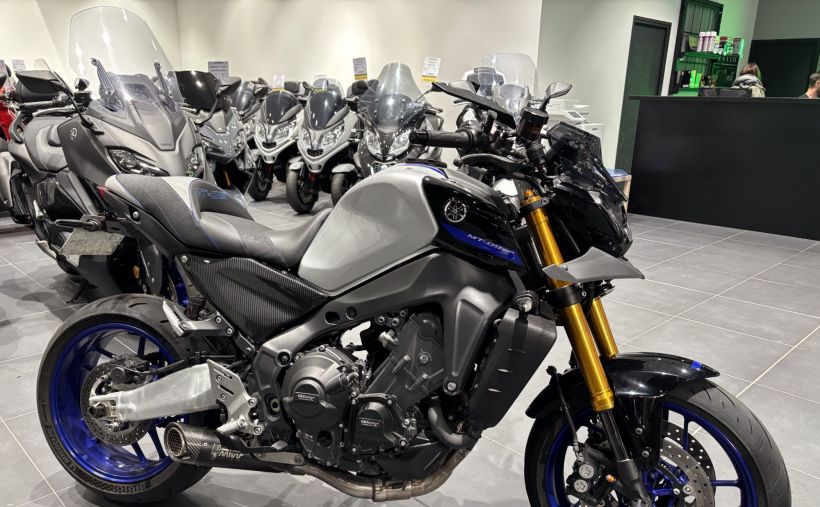 YAMAHA MT-09 SP 5