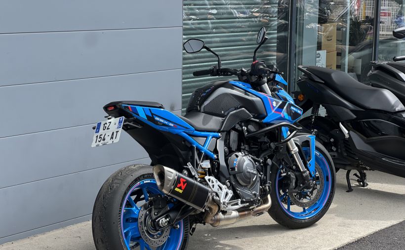 SUZUKI GSX-8S 2