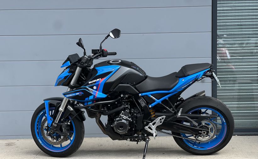SUZUKI GSX-8S 3