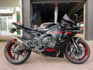 YAMAHA R1 - 2022