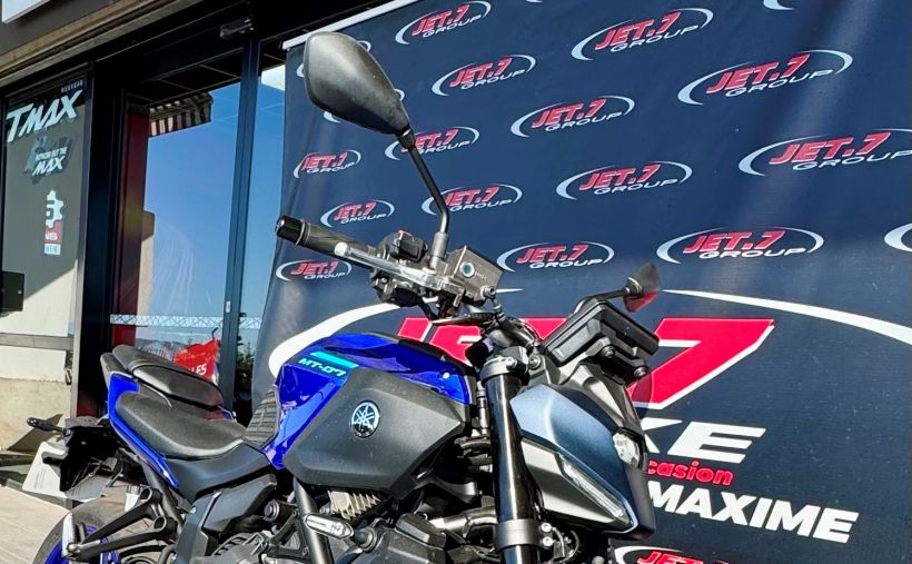 YAMAHA MT-07 Y-AMT 2