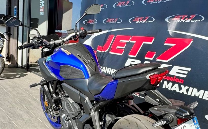 YAMAHA MT-07 Y-AMT 5