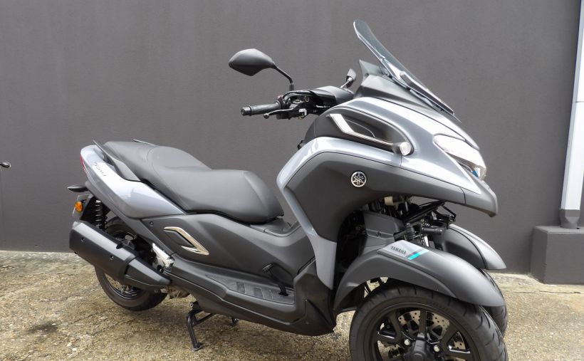YAMAHA TRICITY 300 2