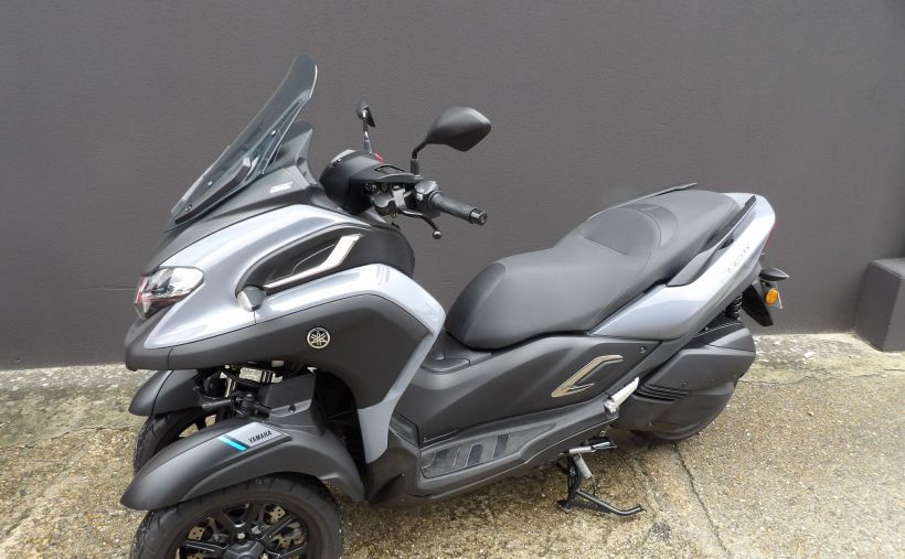 YAMAHA TRICITY 300 4