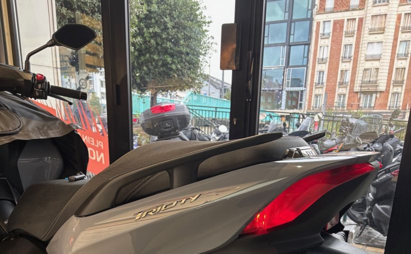 YAMAHA TRICITY 300 2