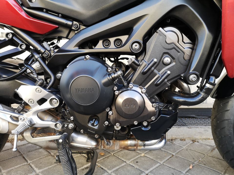 YAMAHA TRACER 9 20