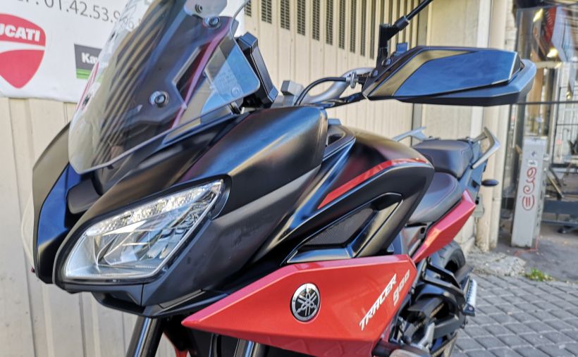 YAMAHA TRACER 9 36
