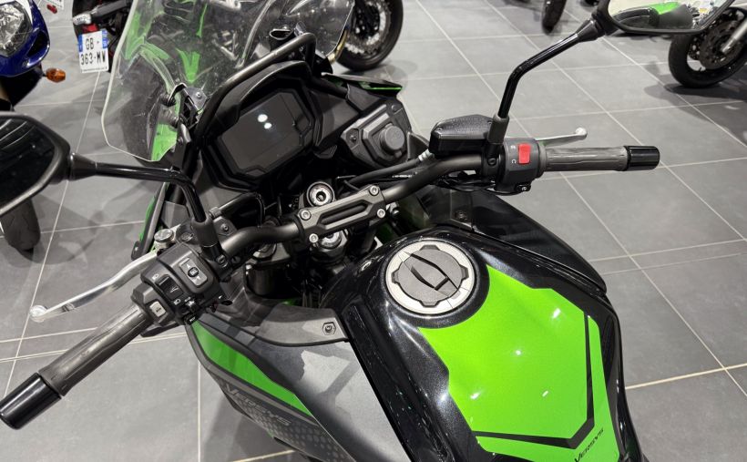KAWASAKI VERSYS 650 2