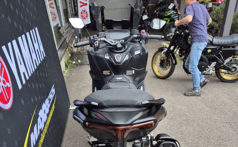 YAMAHA XP T-MAX 560 TECH MAX 6