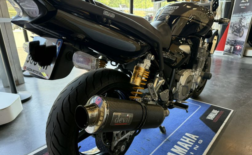 YAMAHA XJR 1300 1