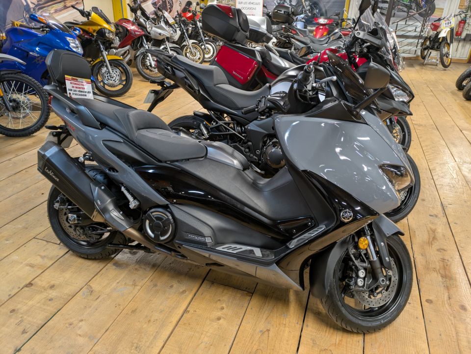 YAMAHA XP T-MAX 560 TECH MAX 10