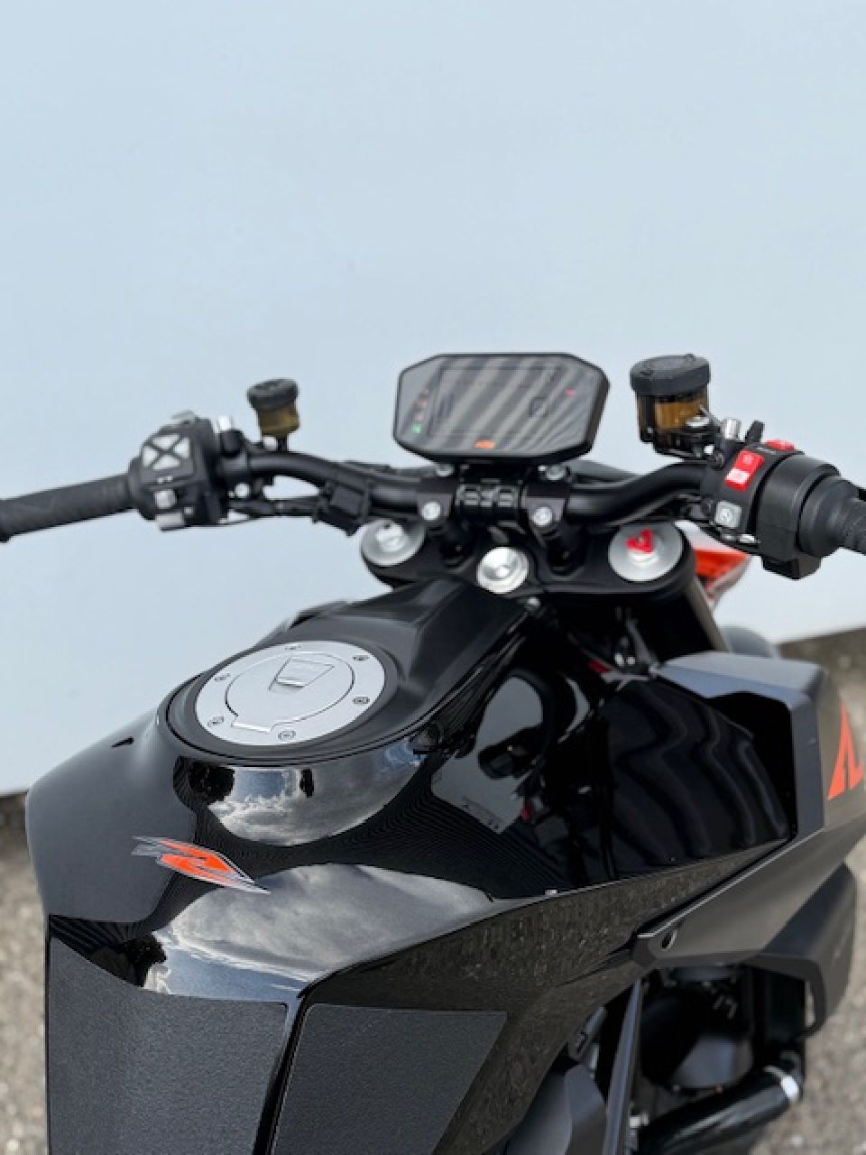 KTM 1290 SUPER DUKE R 7