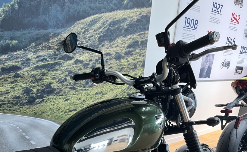 TRIUMPH SCRAMBLER 900 4