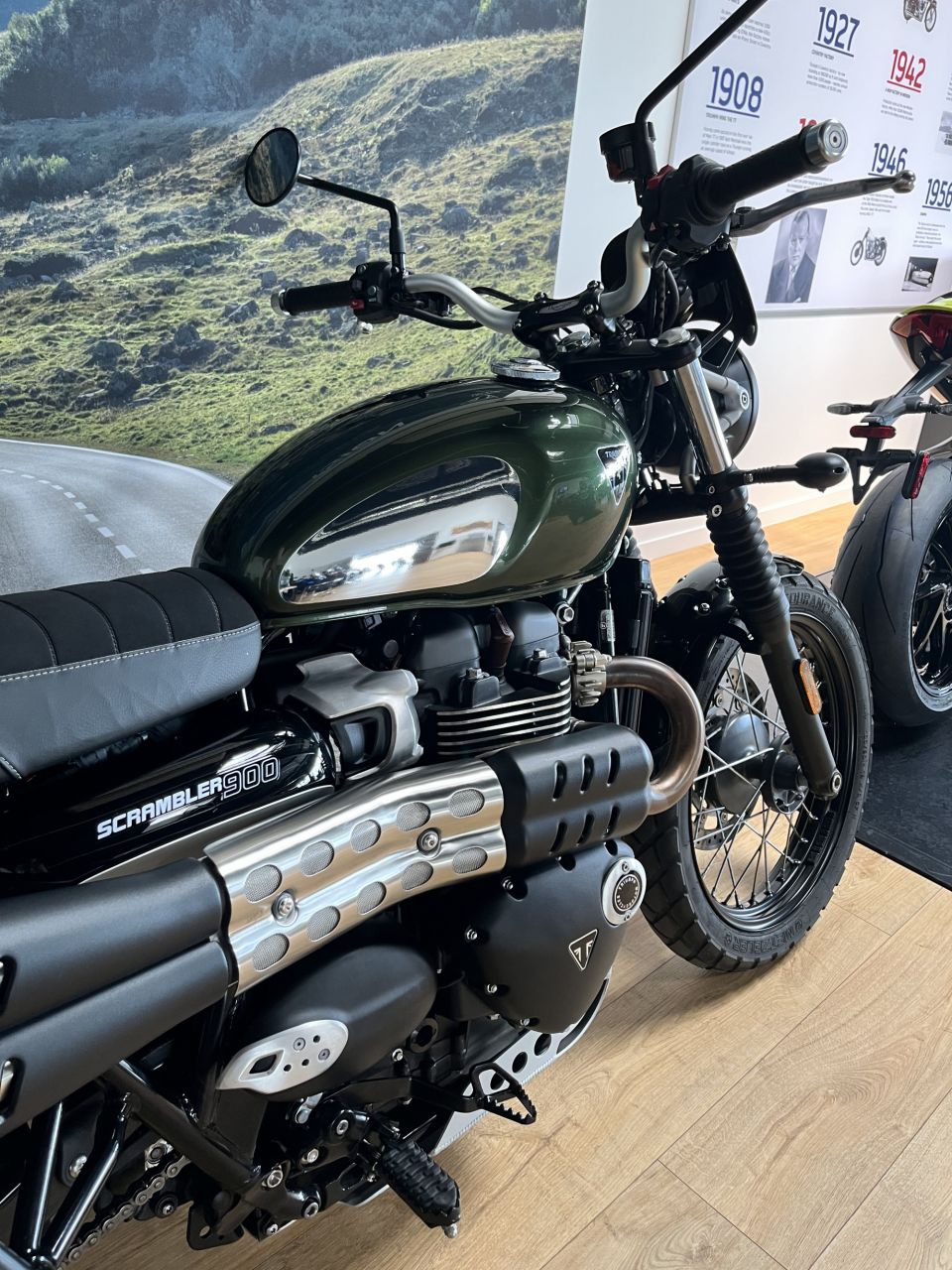 TRIUMPH SCRAMBLER 900 8