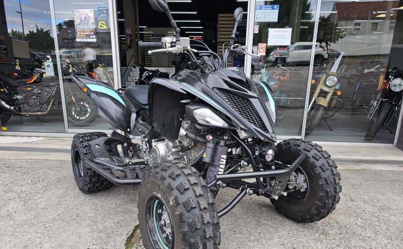 YAMAHA YFM 700R 1