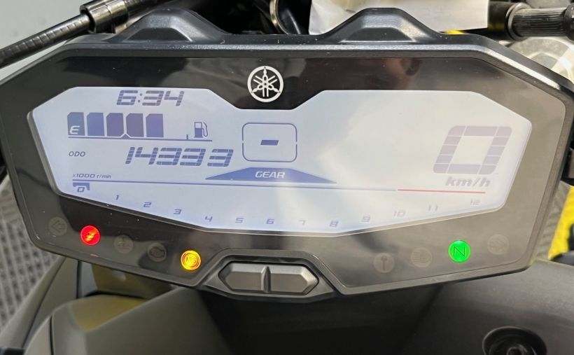 YAMAHA MT-07 3