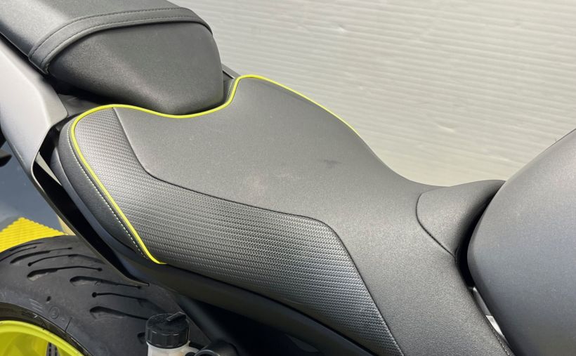 YAMAHA MT-07 5