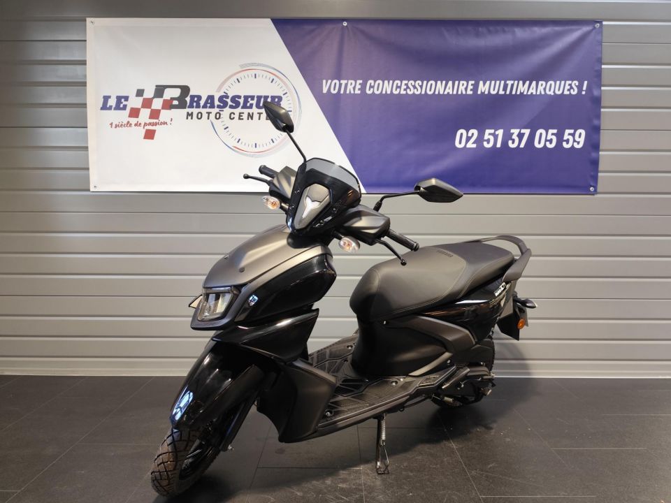 YAMAHA RayZR 125 12