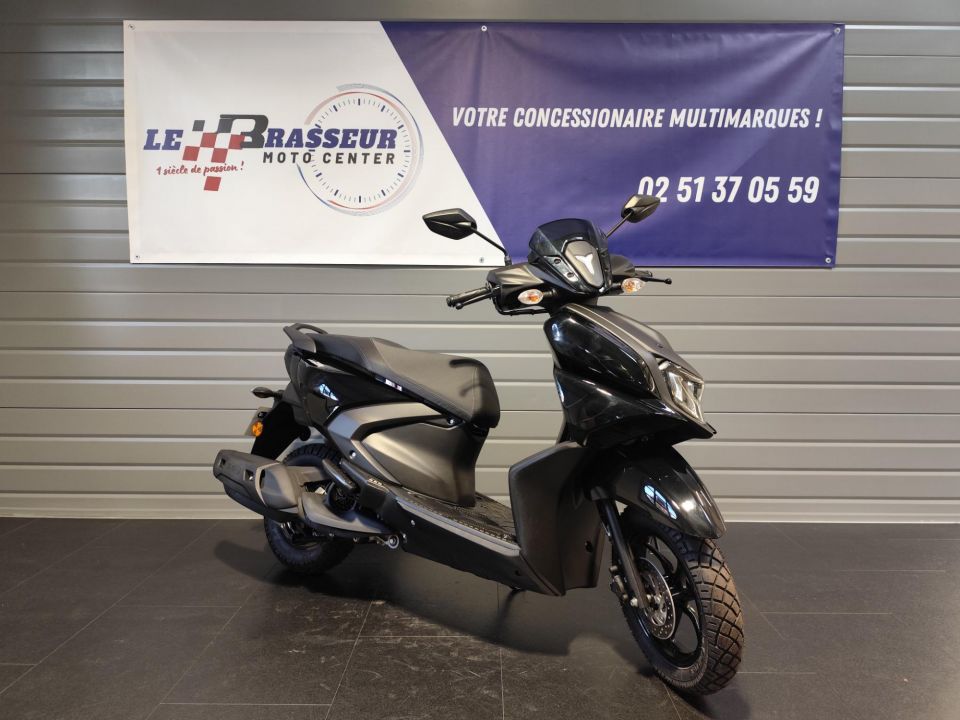 YAMAHA RayZR 125 18