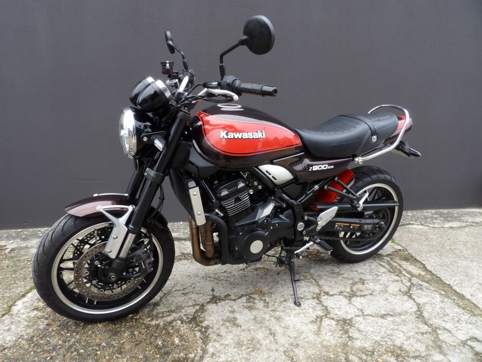 KAWASAKI Z 900 RS 6