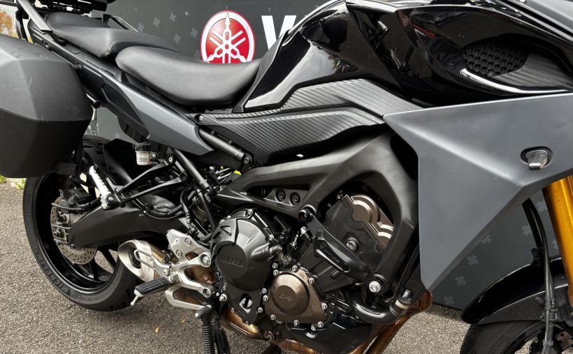 YAMAHA TRACER 900 8