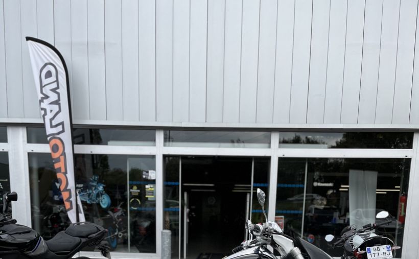 SUZUKI INTRUDER 1800 3