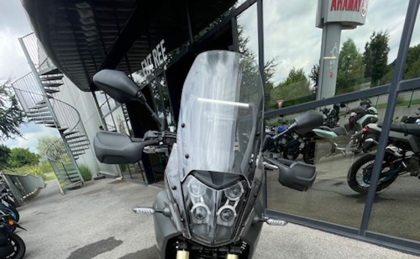 YAMAHA XTZ TENERE 700 4