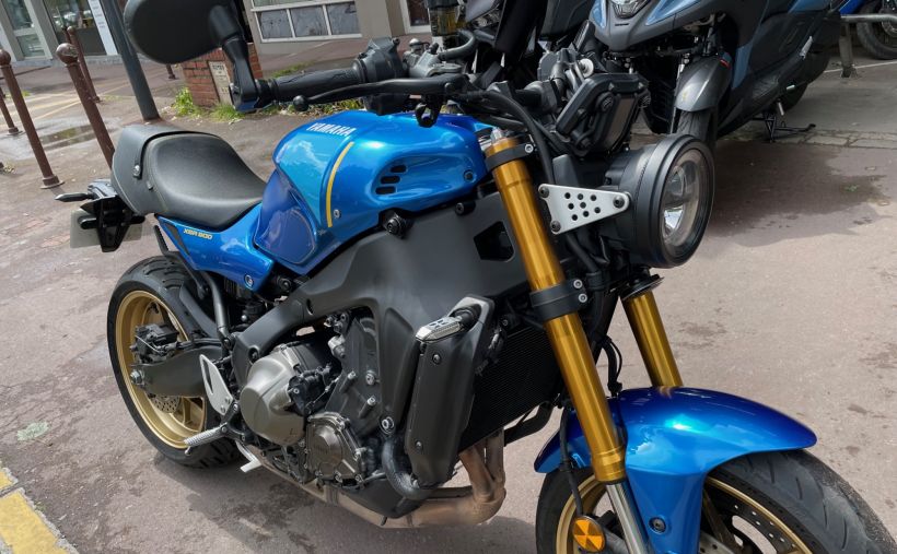 YAMAHA XSR 900 1