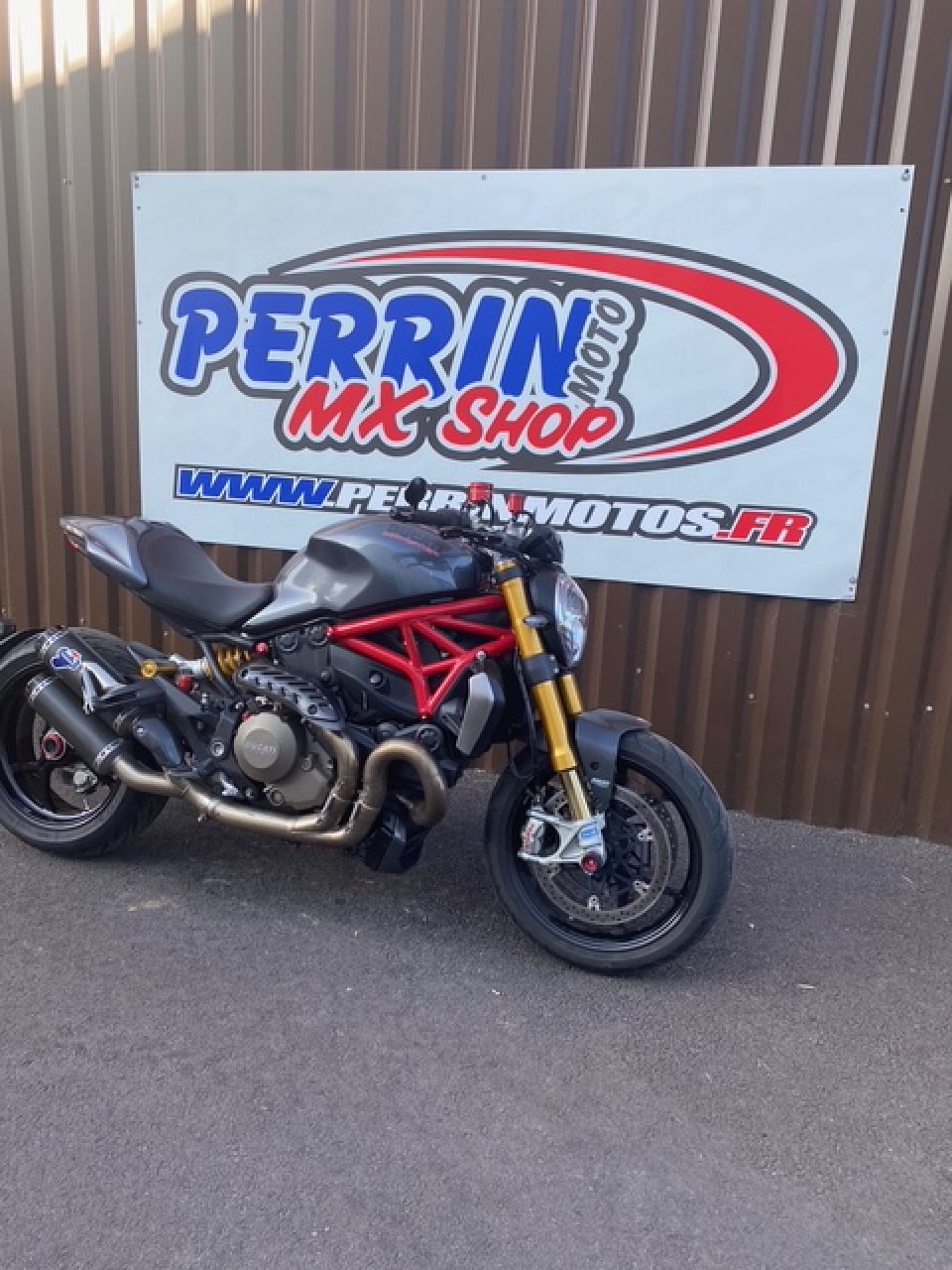 DUCATI MONSTER 1200 S 9