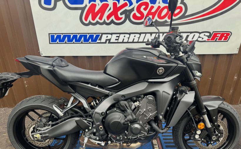 YAMAHA MT-09 YCCS 4