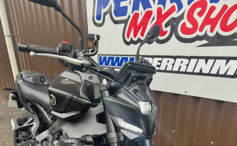 YAMAHA MT-09 YCCS 5