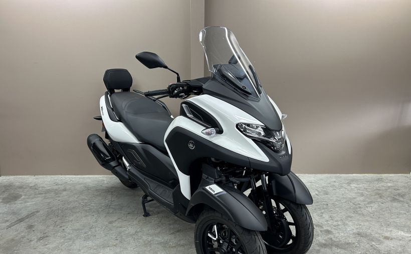YAMAHA TRICITY 300 1