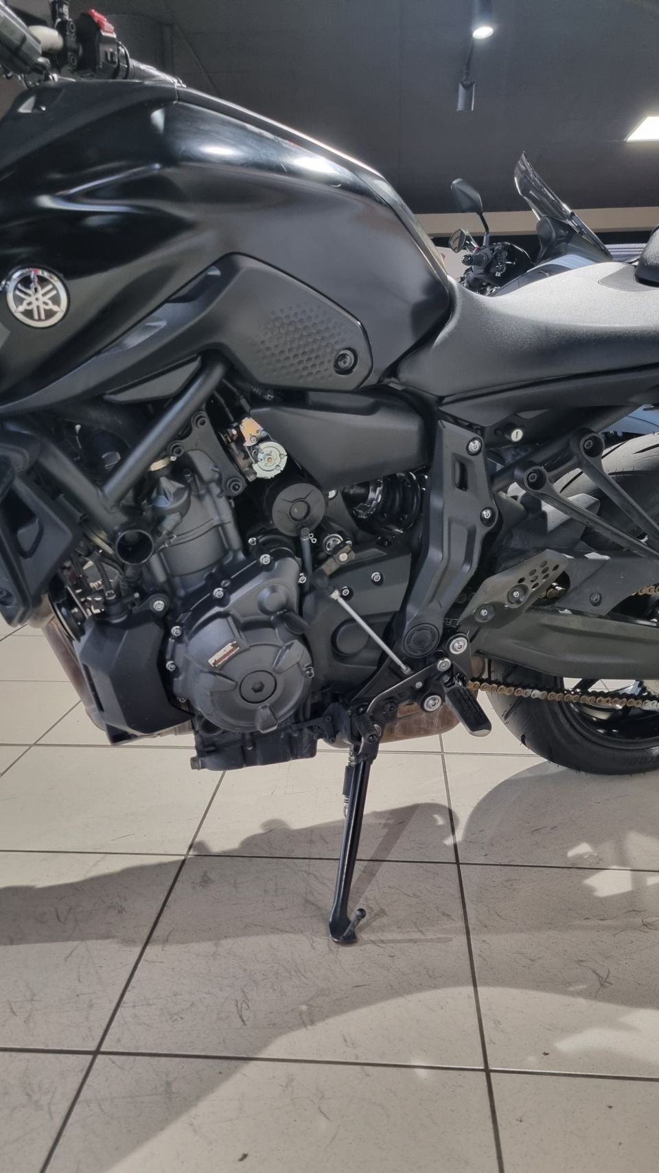 YAMAHA MT-07 (47.5CV) 4