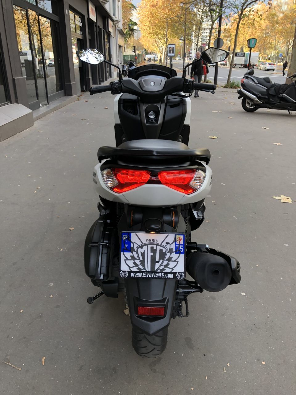YAMAHA NMAX 125 15