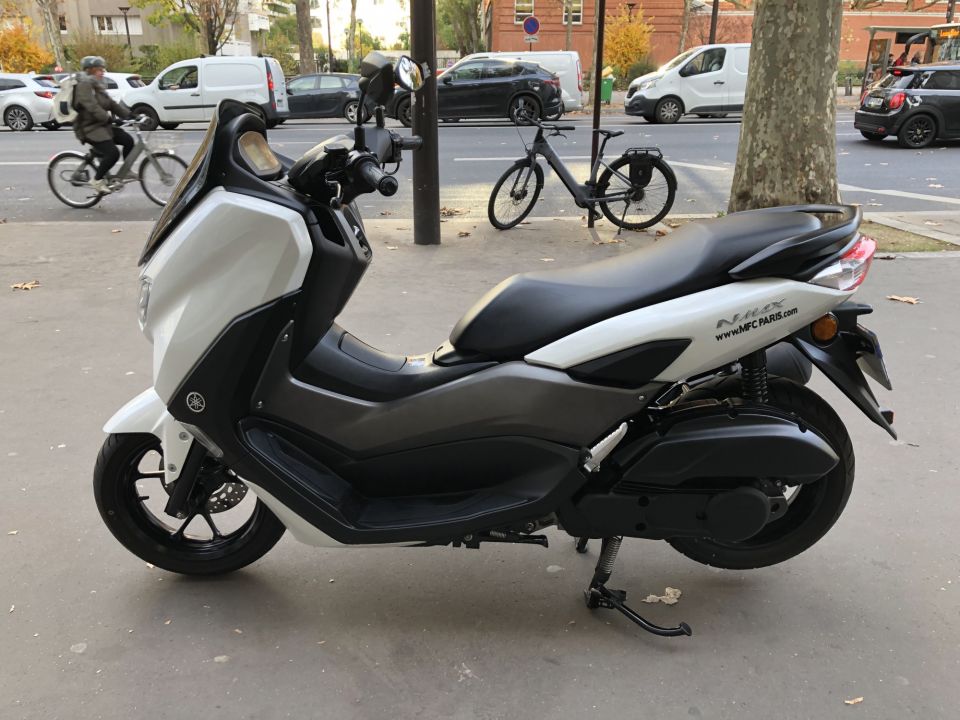 YAMAHA NMAX 125 25