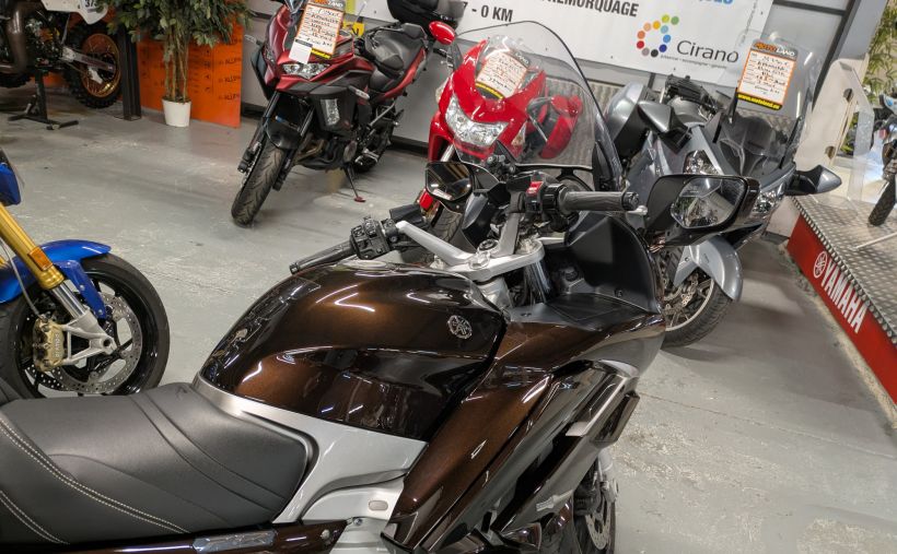 YAMAHA FJR 1300 ABS 8