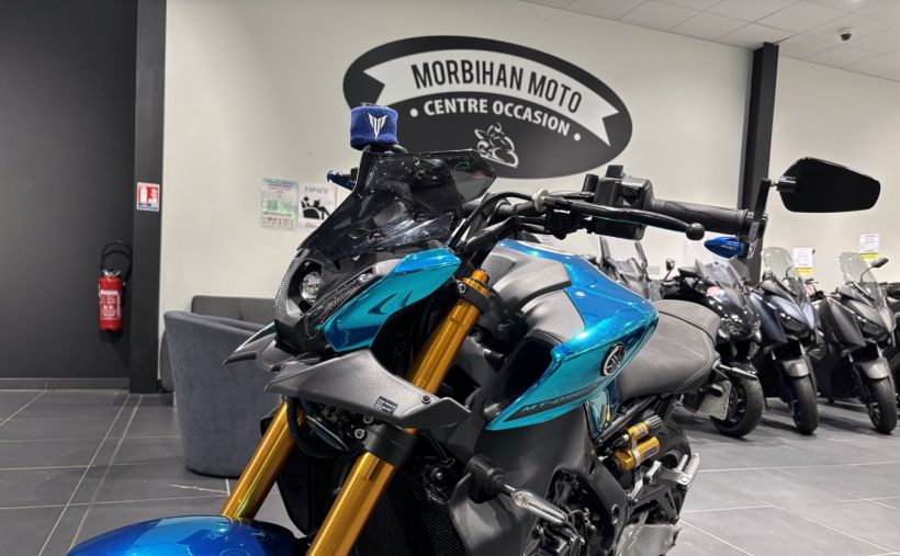 YAMAHA MT-09 SP 20