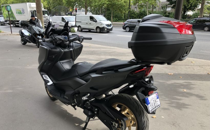 YAMAHA XP T-MAX 560 TECH MAX 4