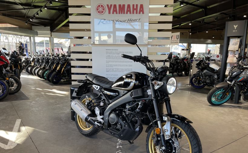 YAMAHA XSR 125 Legacy 0