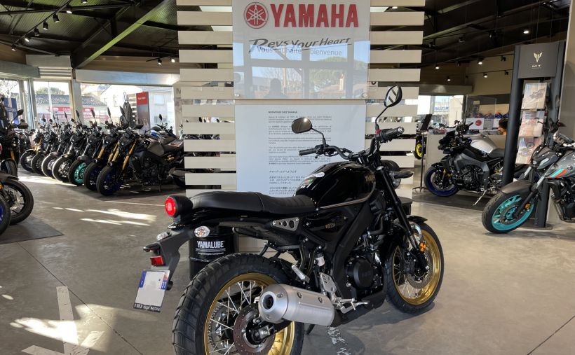 YAMAHA XSR 125 Legacy 2
