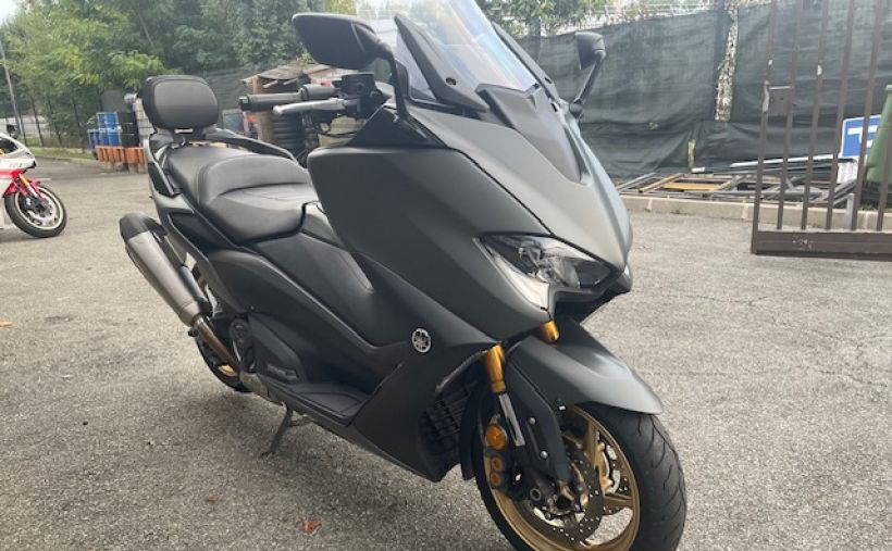 YAMAHA XP T-MAX 560 TECH MAX KAMO 1