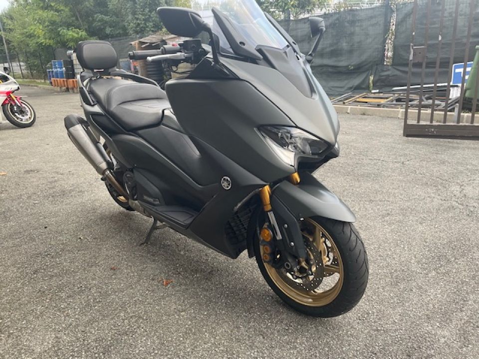 YAMAHA XP T-MAX 560 TECH MAX KAMO 1