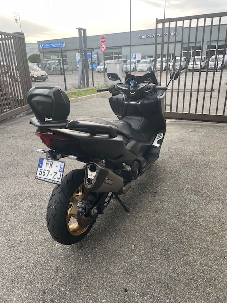 YAMAHA XP T-MAX 560 TECH MAX KAMO 3
