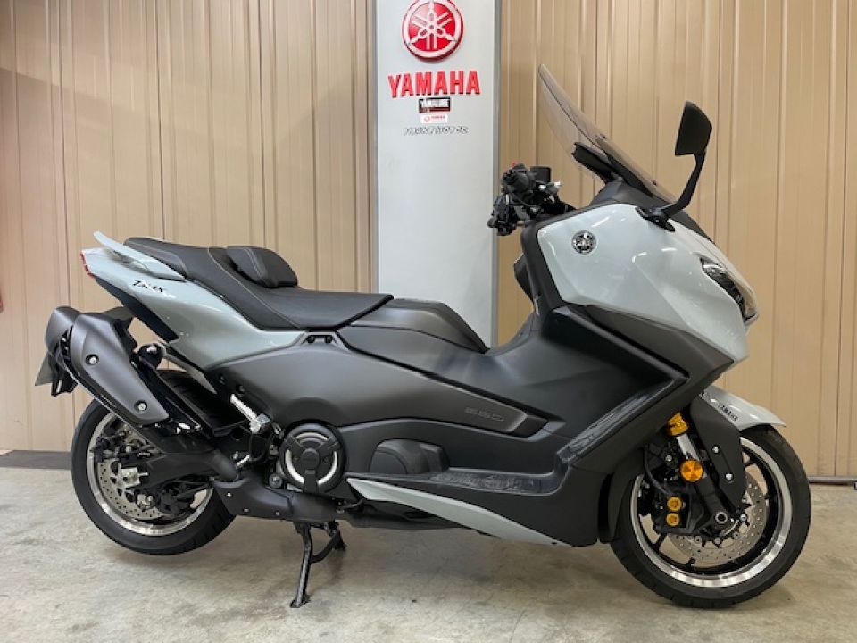 YAMAHA XP T-MAX 560 TECH MAX 1