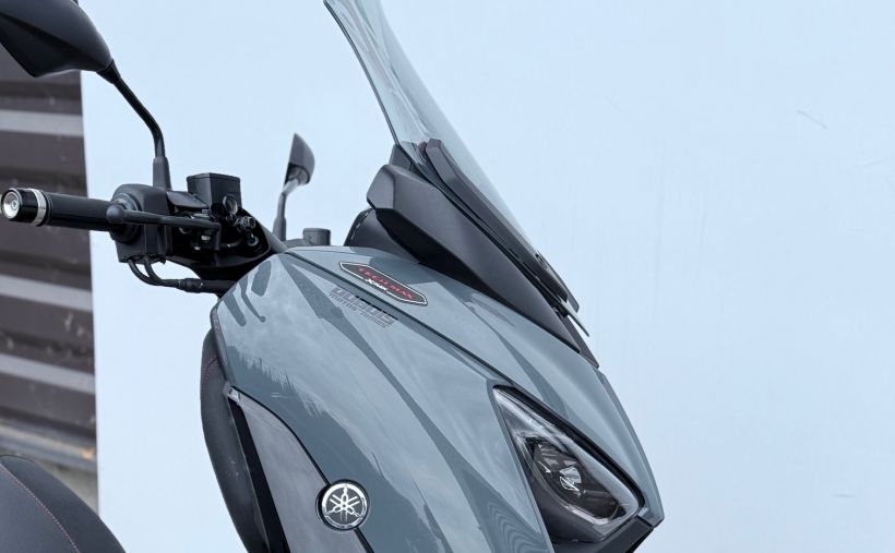 YAMAHA XMAX 125 TECH MAX 8