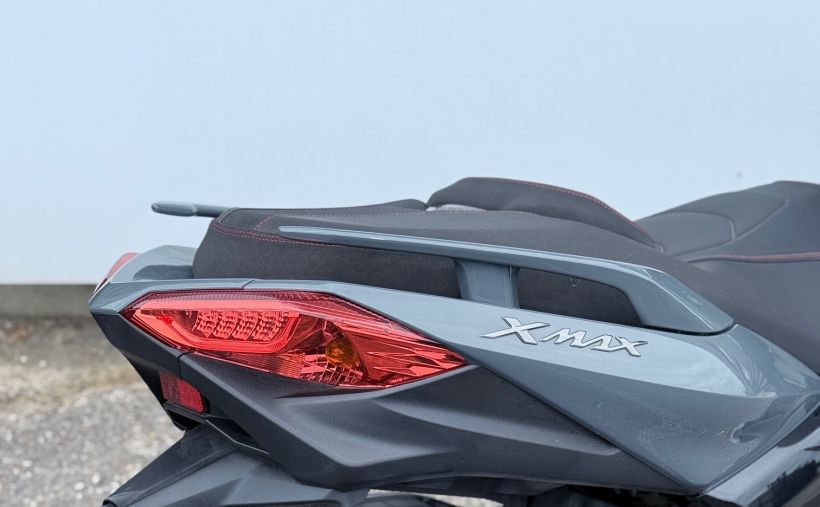 YAMAHA XMAX 125 TECH MAX 9