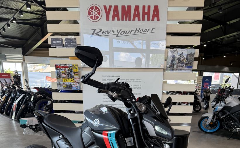 YAMAHA MT-125 ABS 9