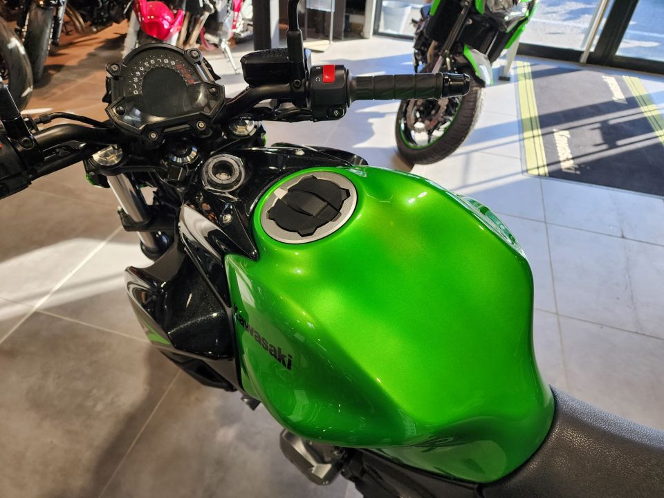 KAWASAKI Z 650 (47.5CV) 15