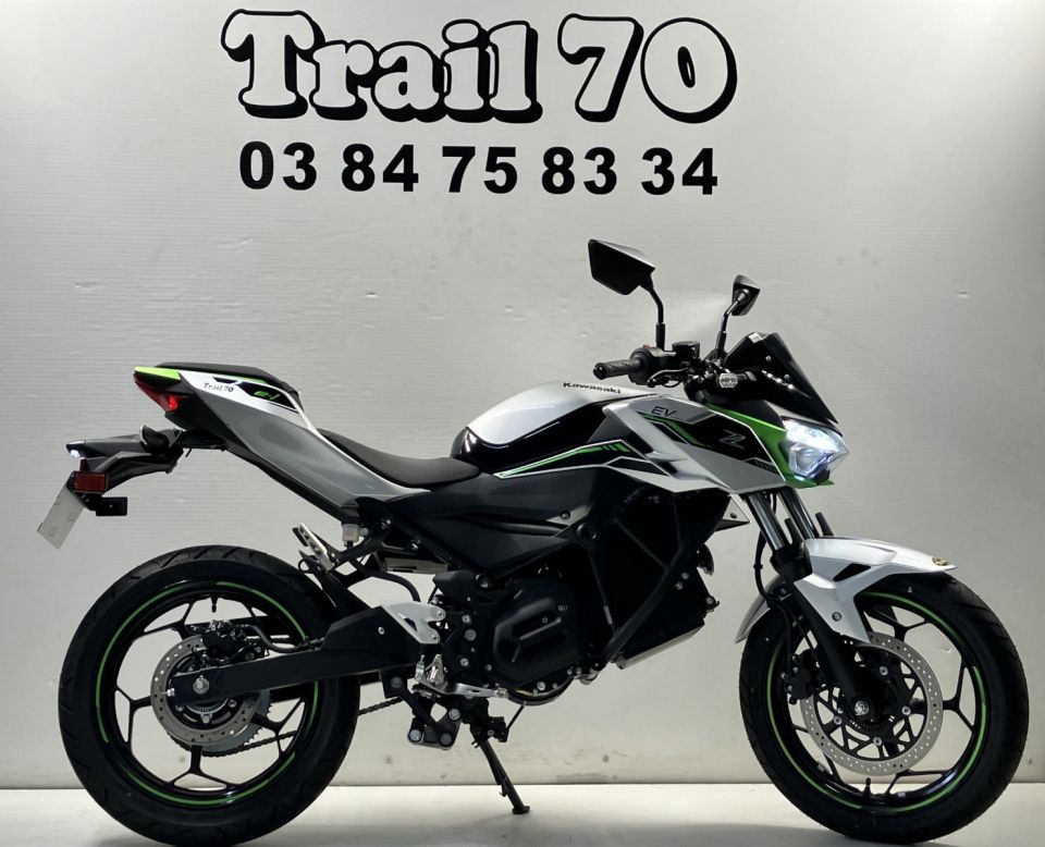 KAWASAKI Ze-1 0