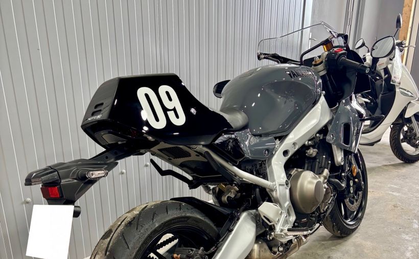 YAMAHA XSR 900 GP 2